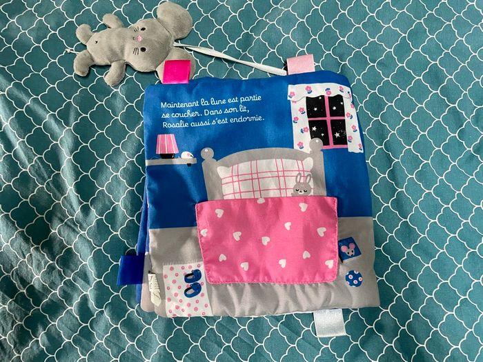 Grand livre en tissu - photo numéro 4