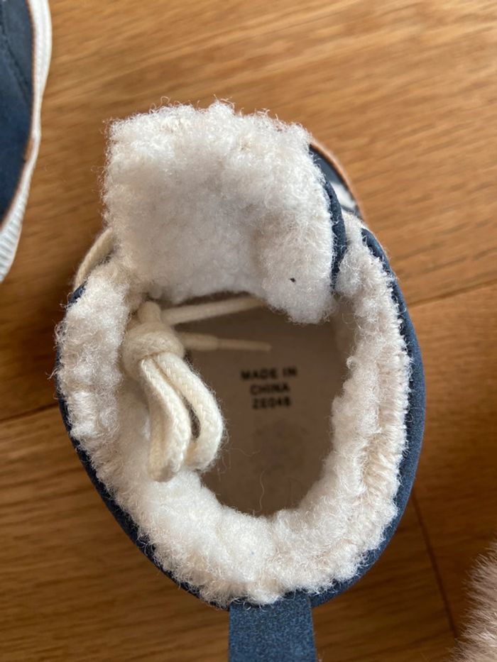 Chaussons fourrés bébé souples - photo numéro 3