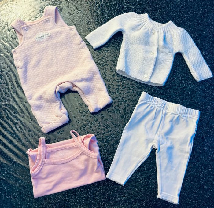 Lot naissance / 1mois