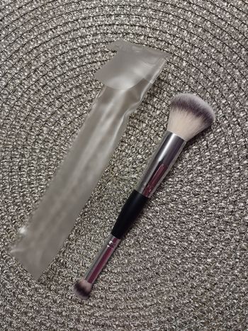 🪷 Pinceau de maquillage double embout - Neuf ⭐