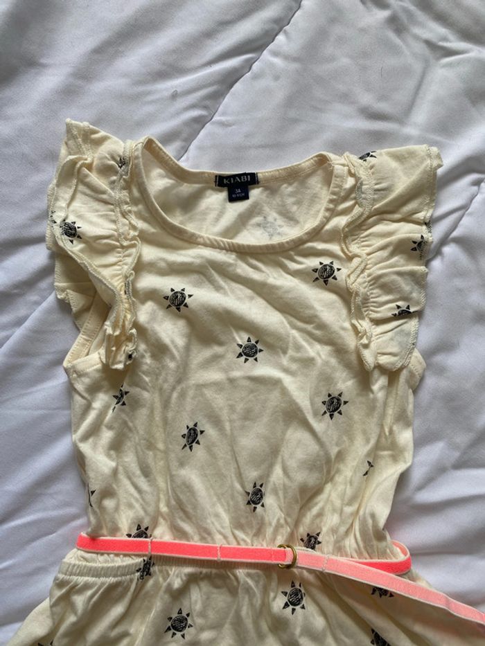 Robe motif soleil avec ceinture 3 ans