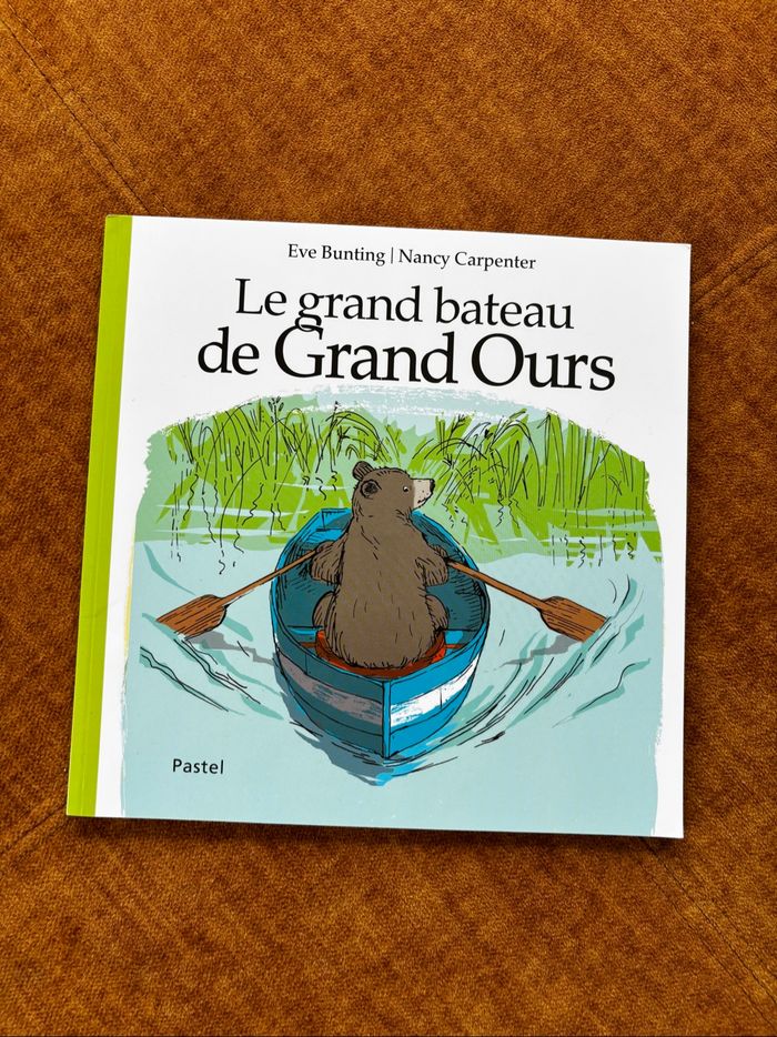 Le grand bateau de grand ours