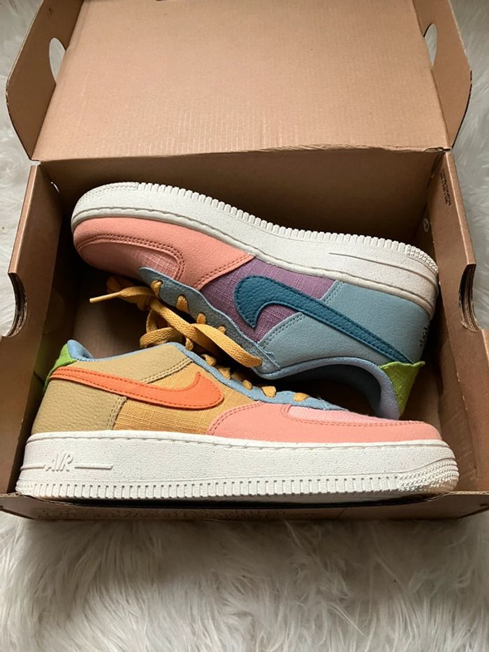 Nike Air Force 1 80€ - photo numéro 4