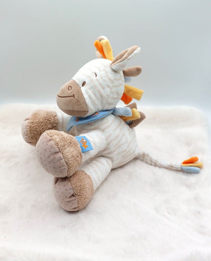 Peluche doudou zèbre blanc bleu rayé beige Arthur et Louis NATTOU bandana cheval - photo numéro 2