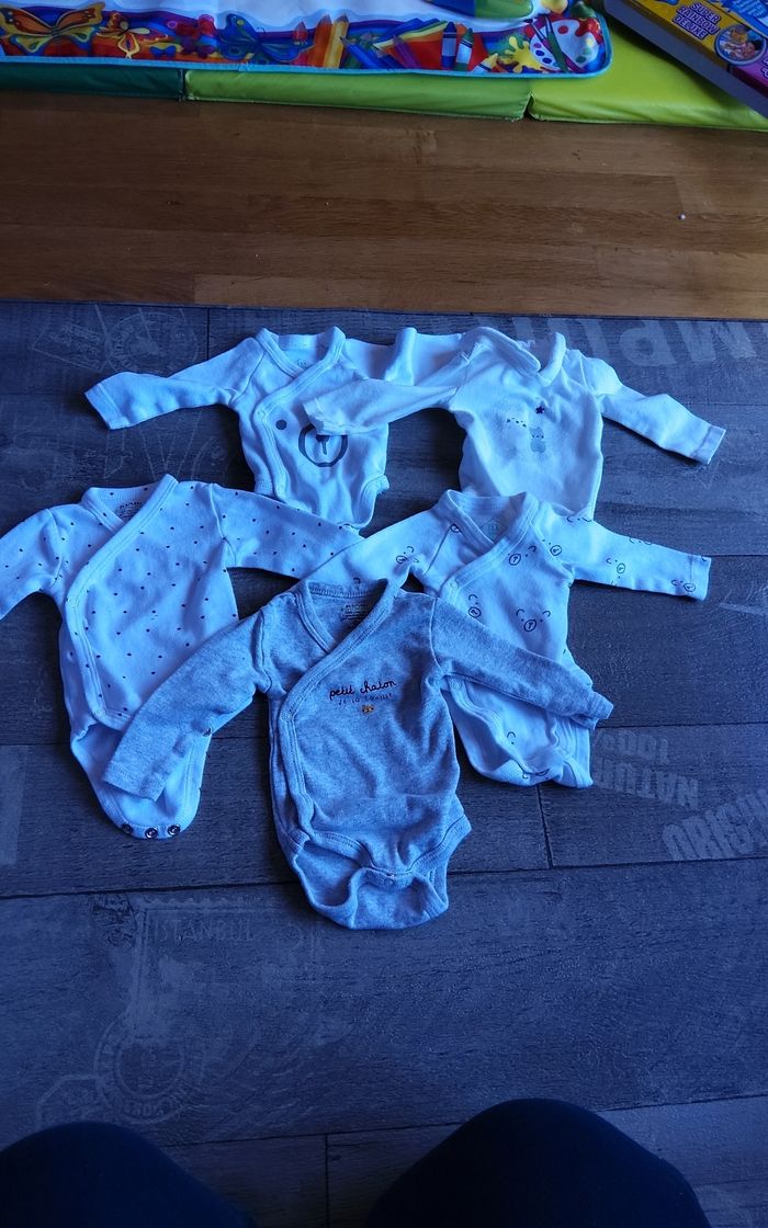 Lot vêtement naissance