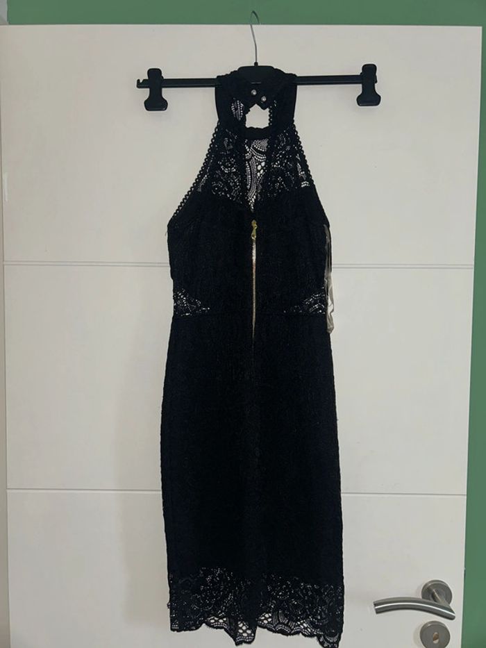 Robe dentelle - photo numéro 2
