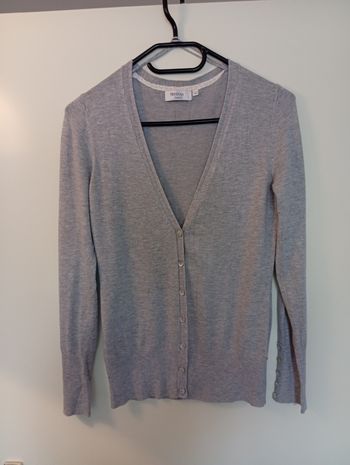 cardigan ou gilet taille 38 - gris clair