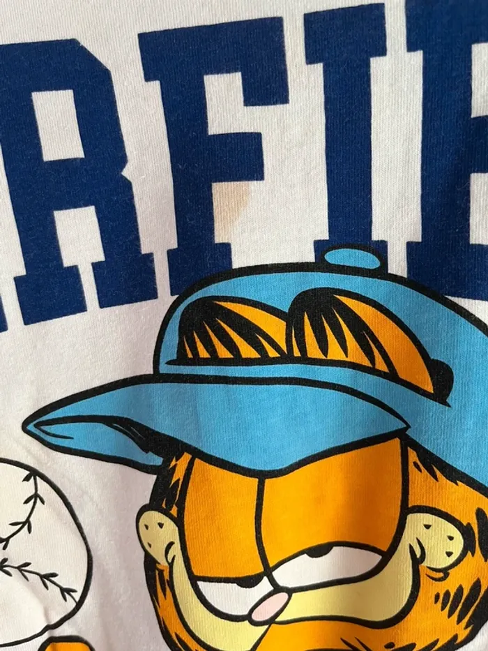 T-shirt Garfield Zara taille 11/12 ans 💫 - photo numéro 4
