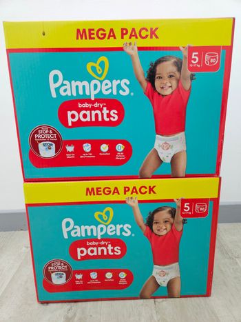 Couches Pampers Pants taille 5
