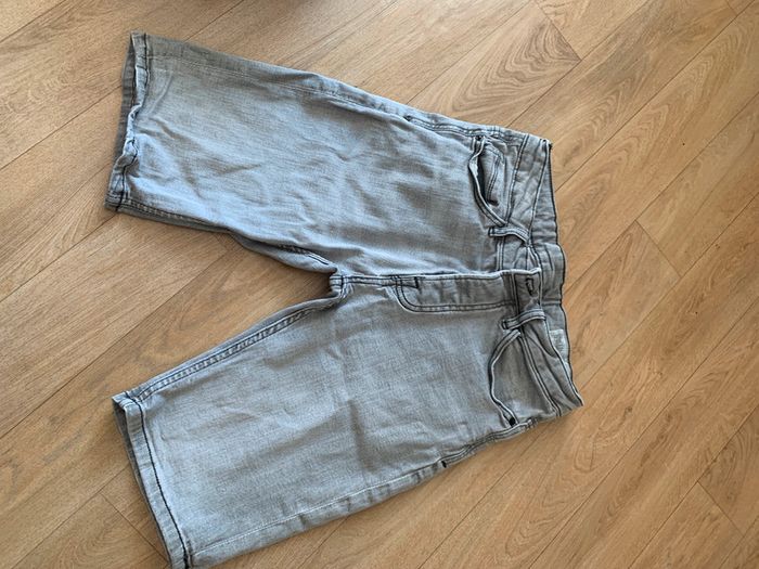 Short en jean gris slim - photo numéro 3