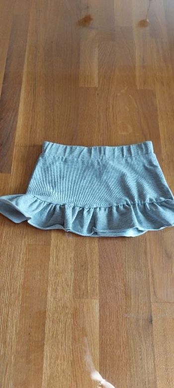Jupe avec volant bébé fille 9 mois