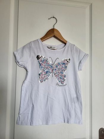 T-shirt sequins papillon 🦋 h&m 8 ans