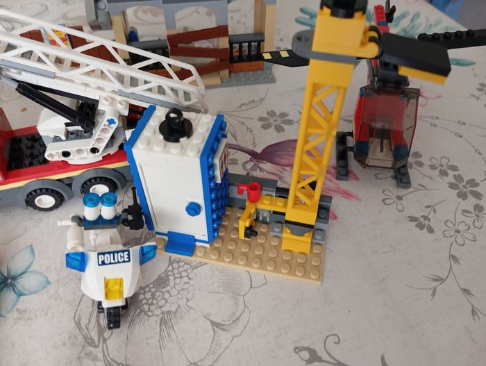 Lego pompier 60216 - photo numéro 4