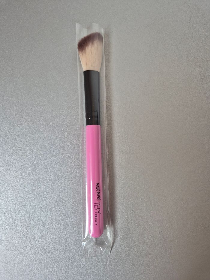 Pinceau blush biseauté - photo numéro 2
