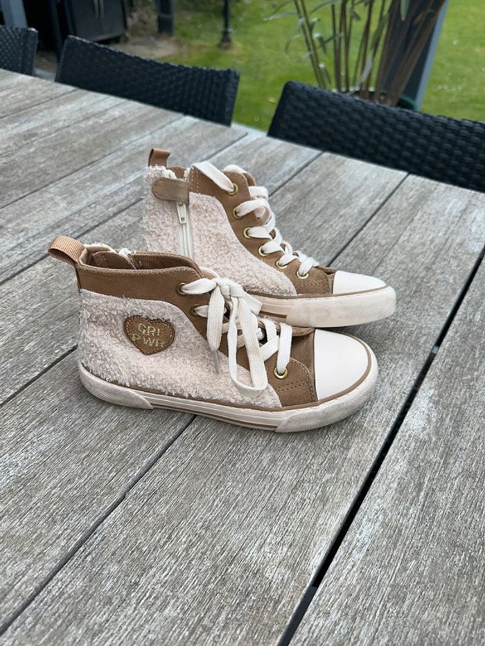 Basket tape à l’œil taille 32