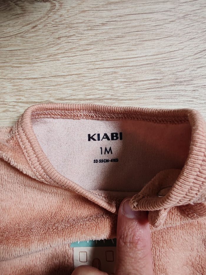 Pyjama motif maison 2 pièces  Kiabi 1 mois 🌸 - photo numéro 4