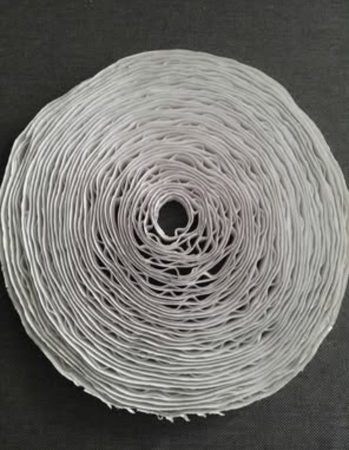 Rouleau de 23 mètres de scratch autocollant blanc 20mm de large.