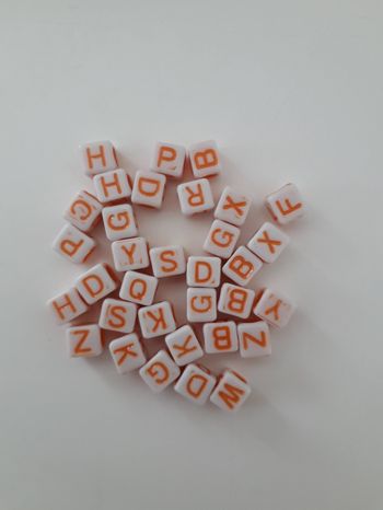 Perles en plastique DIY