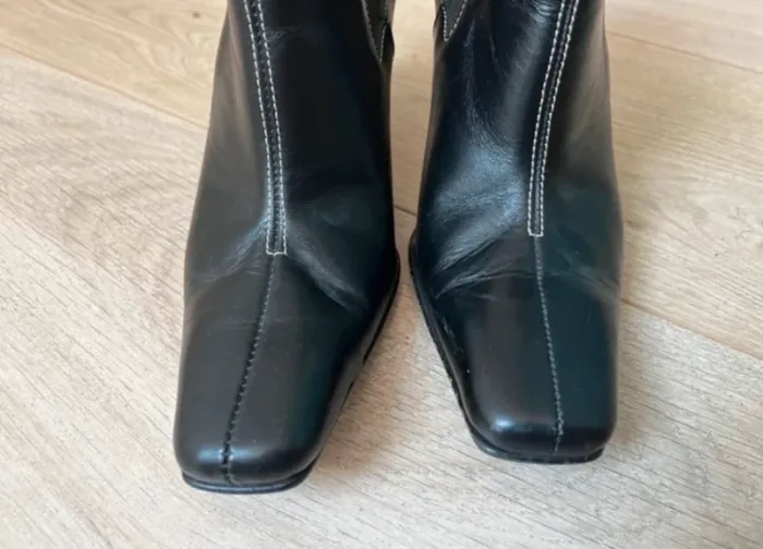 Bottines noires - photo numéro 3