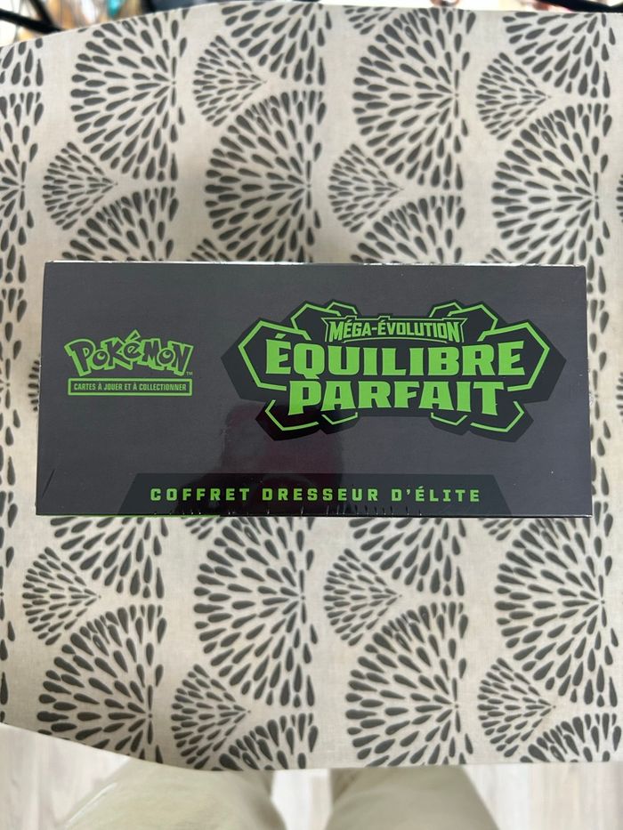 ETB Pokémon ME03 - Équilibre Parfait - Coffret Dresseur d’Elite - photo numéro 1