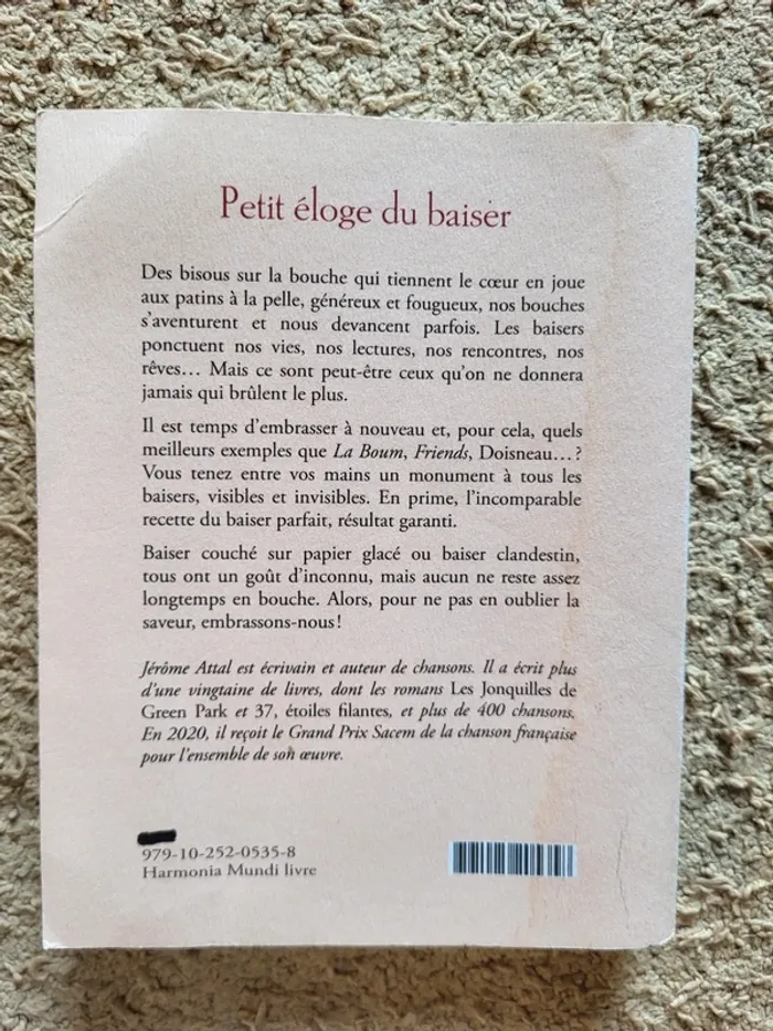 Livre "Petite éloge du baiser" de Jérôme Attal - photo numéro 2