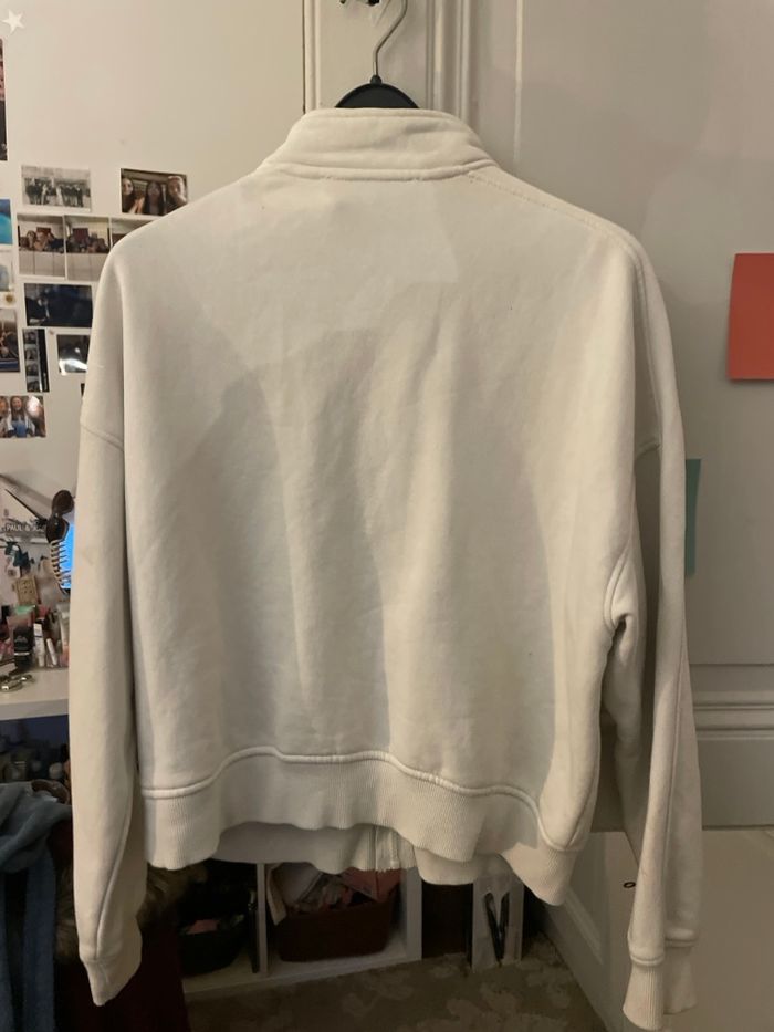Veste blanche avec inscription Bershka - photo numéro 2