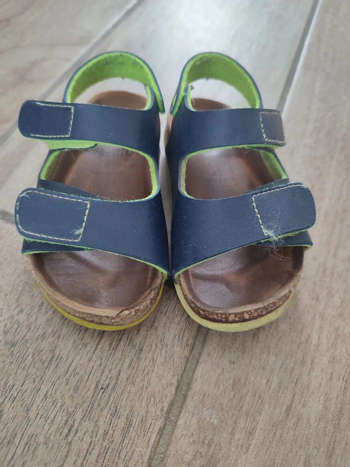 Chaussures bébé - photo numéro 2