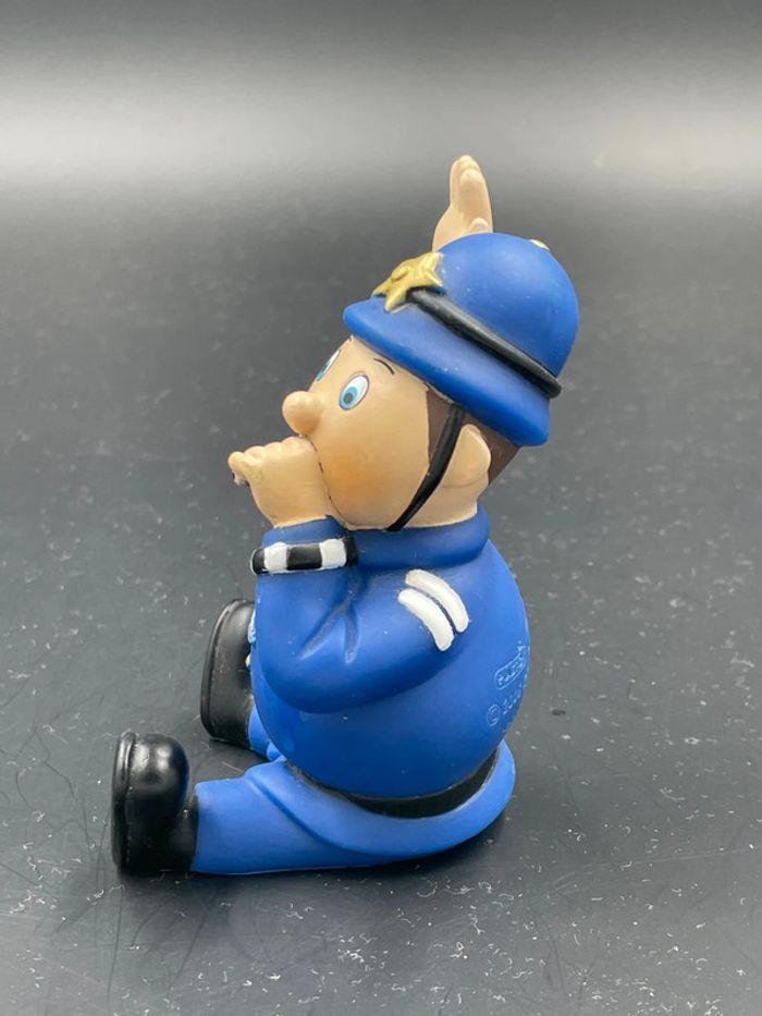 Figurine plastique Souple Oui-Oui Mr Plod le gendarme Plastoy 2008 10 cm - photo numéro 4