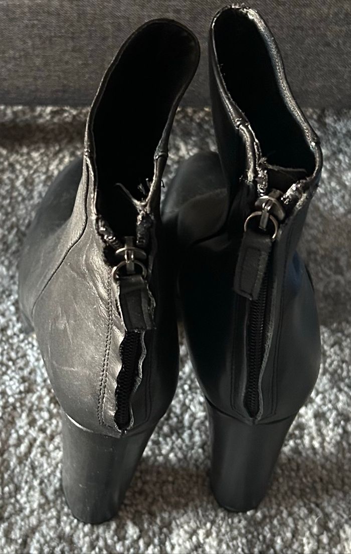 Bottines en cuir ZARA - photo numéro 2