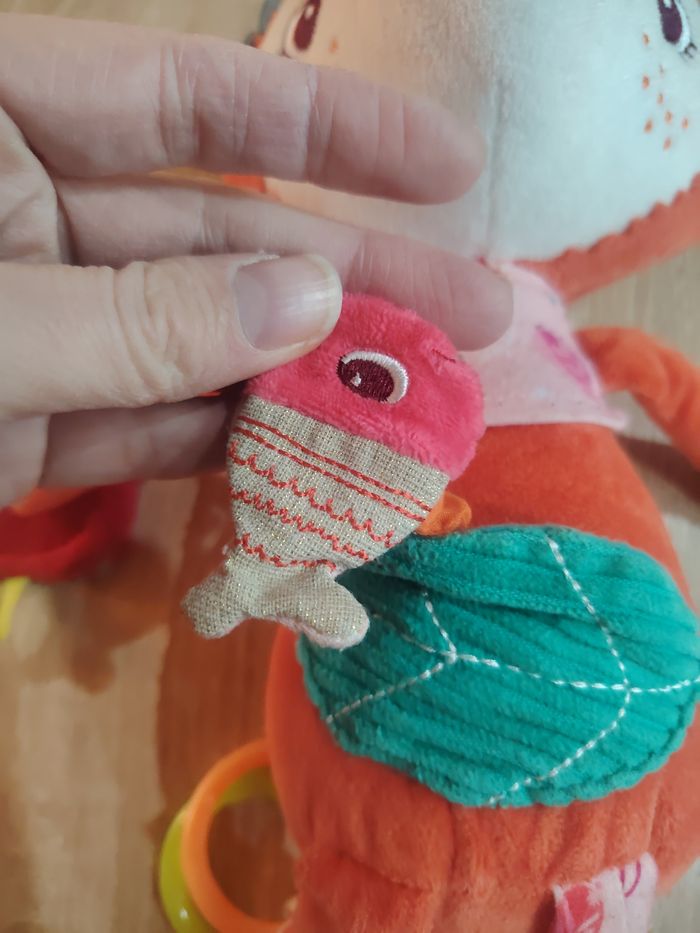 Alice la renarde peluche d'activités de la marque lilliputiens - photo numéro 5