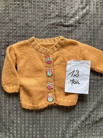 Gilet tricotée à la main 12 mois
