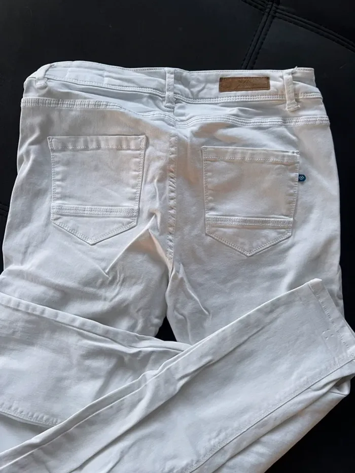 Jeans blanc - photo numéro 3