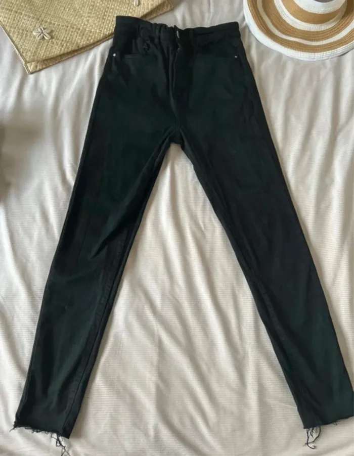 Jeans stradivarius noir tailleL