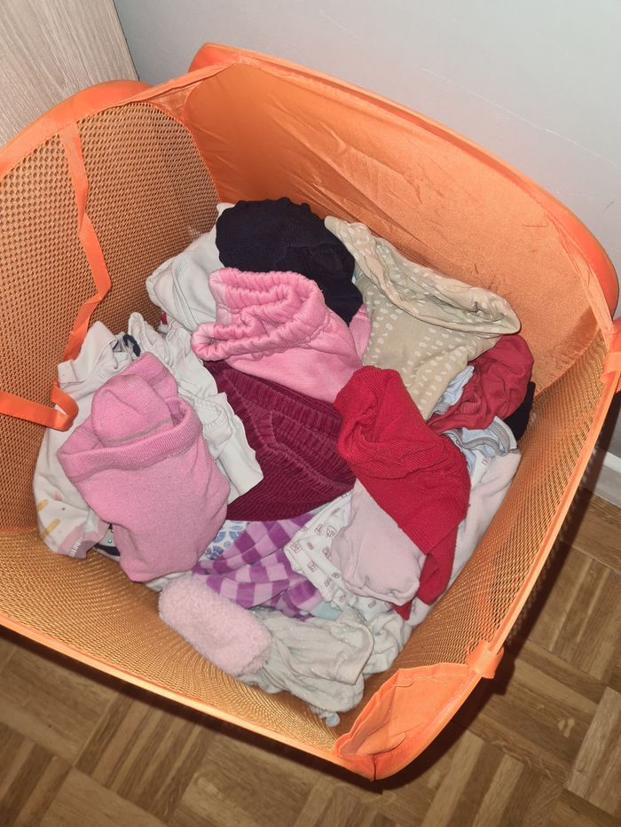 Lots vêtements filles de 9 à 24 mois - photo numéro 2