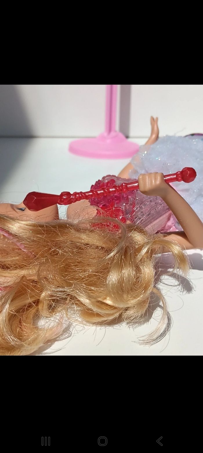 Poupée mattel Barbie Princesse Bonbons sons et lumières dyx28 Dreamtopia Sweetville Princess
Fonctionne piles non inclus - photo numéro 7