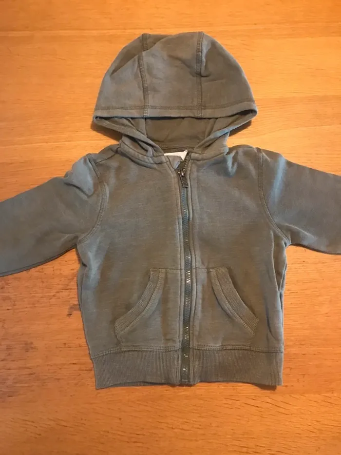 Lot 4 sweat 3 ans - photo numéro 6