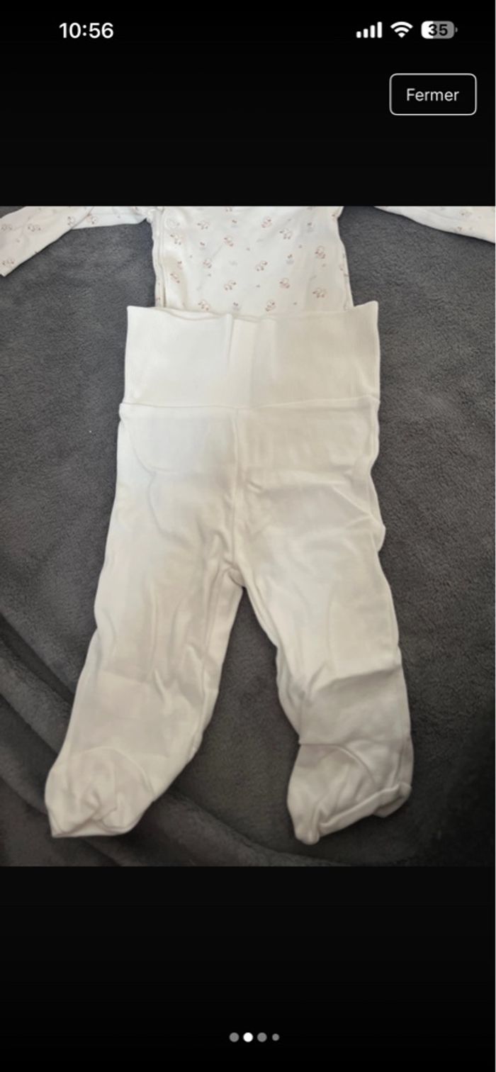 Ensemble bodie + bas , taille 3 mois , neuf - photo numéro 2