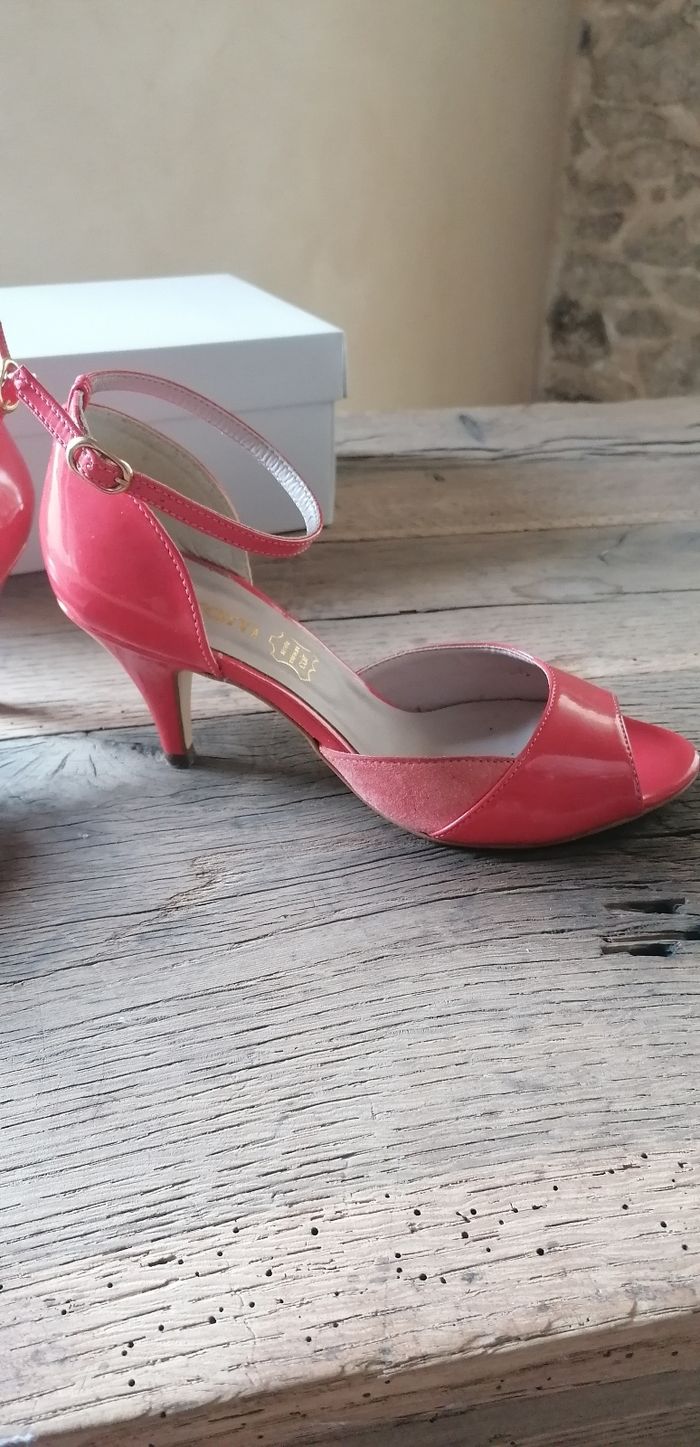 Pieds nus a talon 37 Eram - photo numéro 3