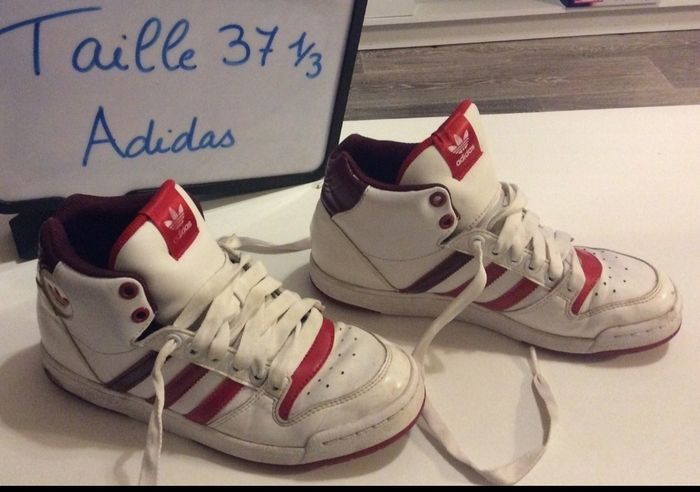 Baskets Adidas blanc, rouge et bordeaux