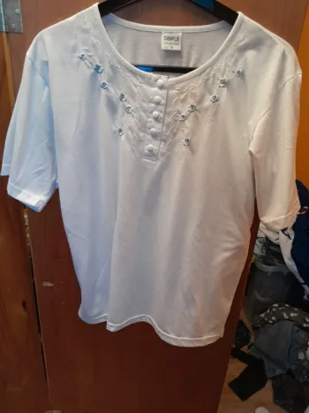 T shirt