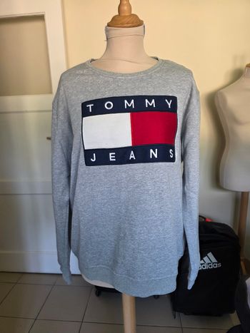 Sweat gris Tommy Hilfiger