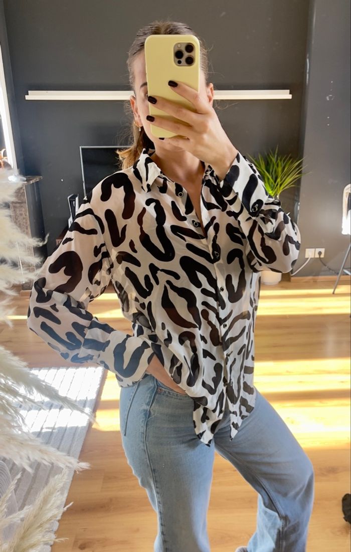 Chemise fluide ZARA neuve imprimé léopard - Taille M - photo numéro 3