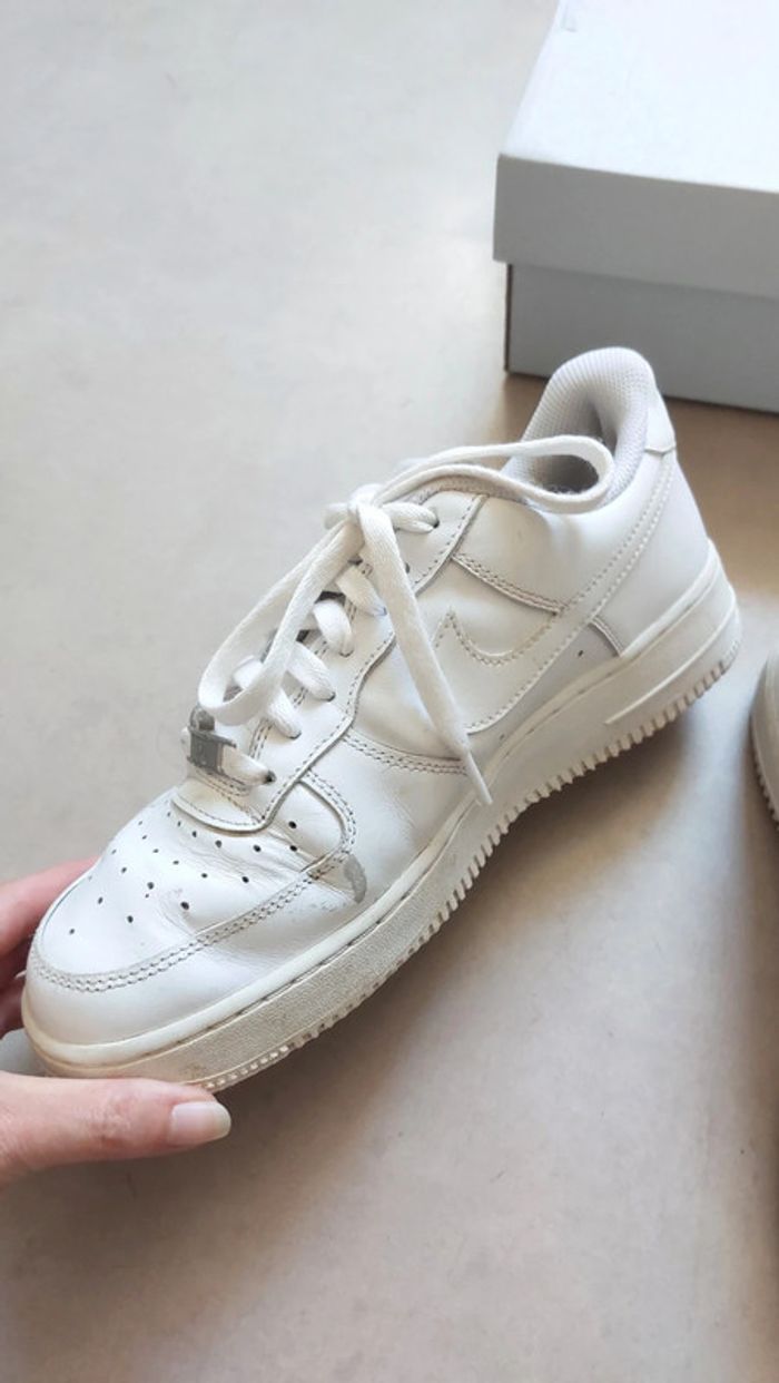 Baskets NIKE pointure 40 - photo numéro 4