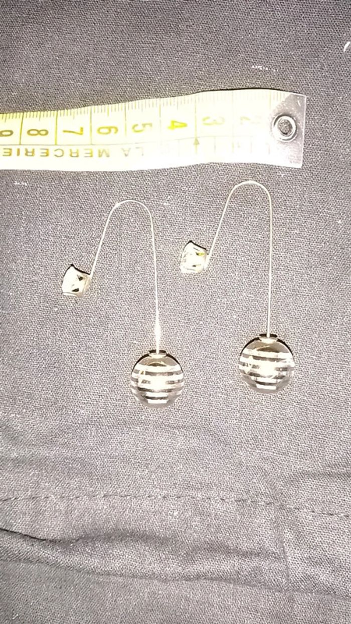 Boucles d'oreilles pendantes - photo numéro 4