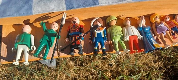 Lot de playmobil personnage - photo numéro 2
