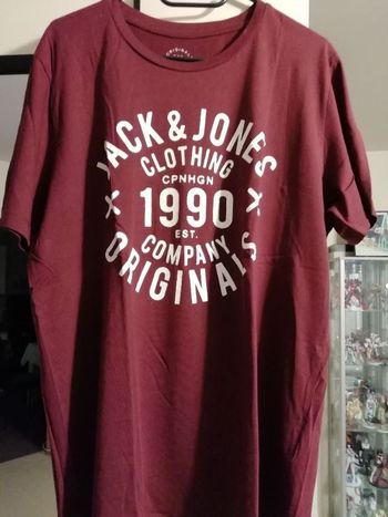 Tee-shirt homme NEUF jamais porté J&J