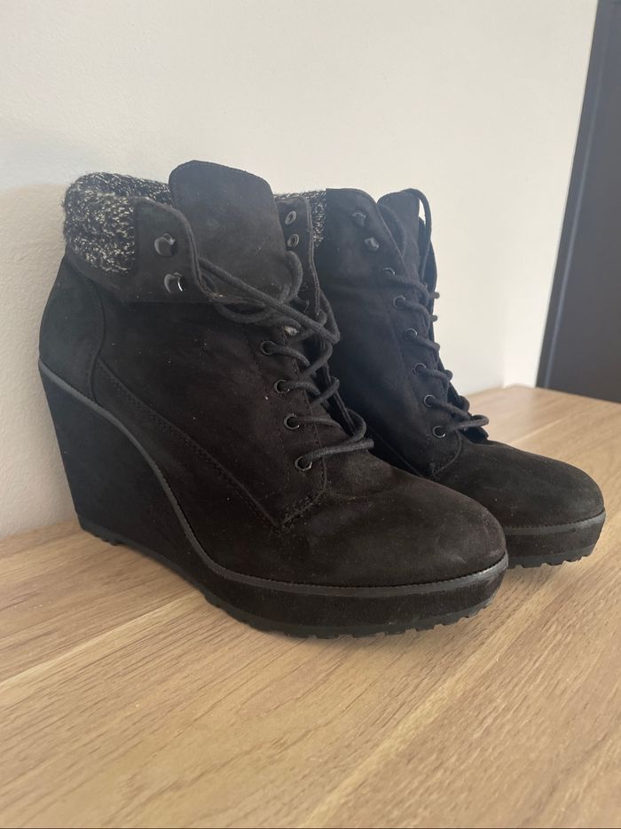 Lot chaussures - photo numéro 2