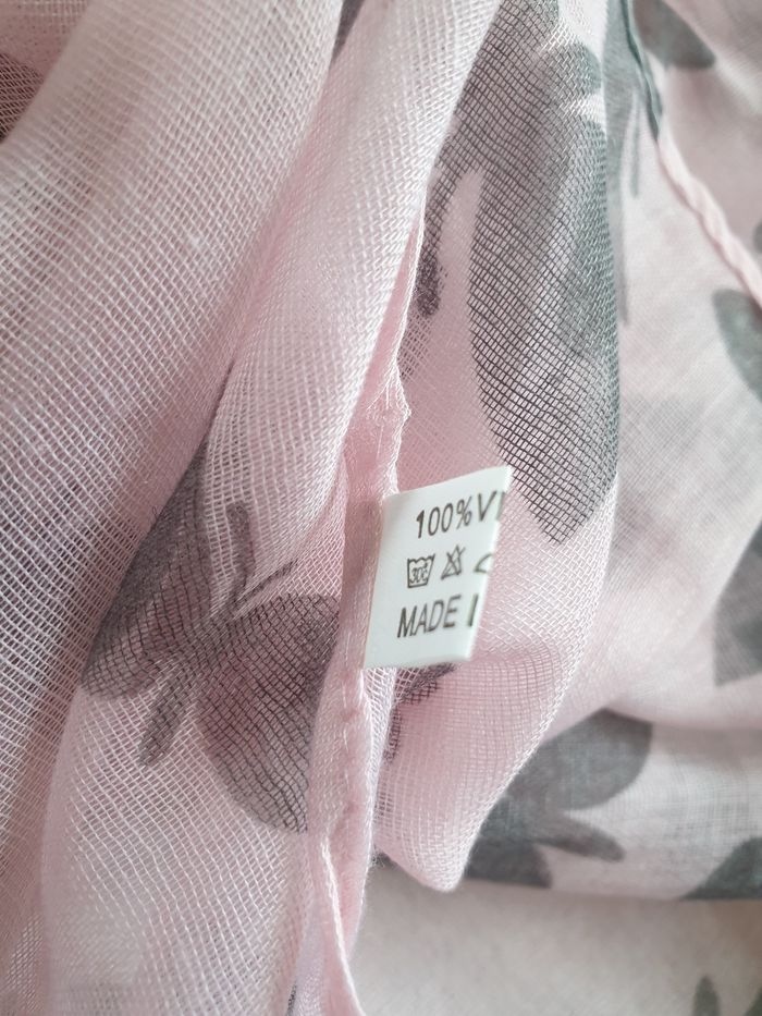 Foulard echarpe rose a papillons - photo numéro 6