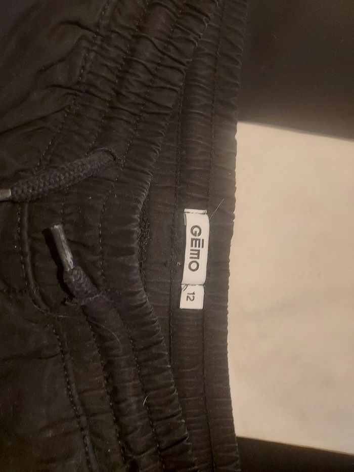 Pantalon noir - photo numéro 3