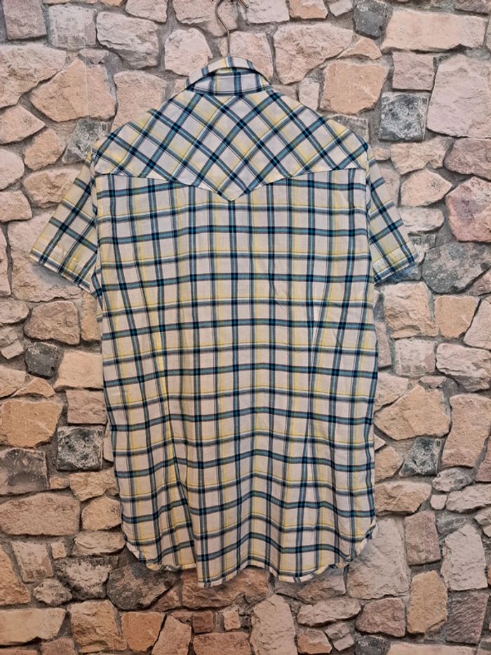 Chemise a carreaux - photo numéro 4